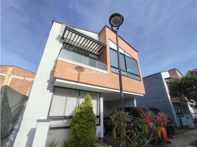 Casa en Arriendo, Canto Del Valles, La Ceja