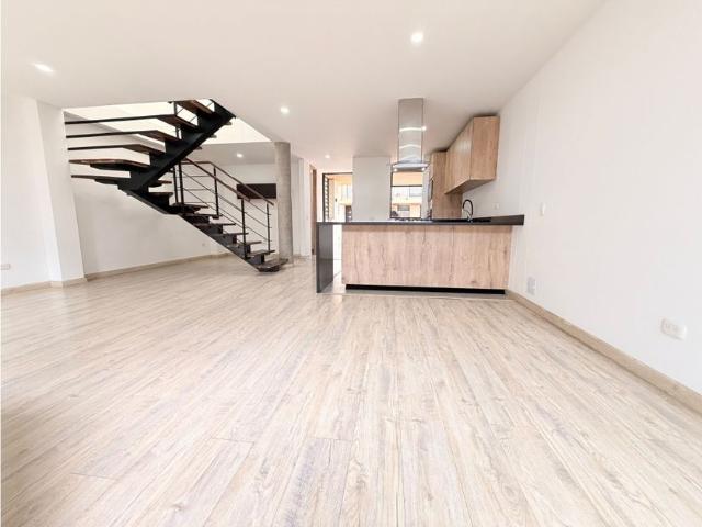 Casa en arriendo Carrera 1, Pueblo Viejo, Cota, Sabana Occidente, Cundinamarca, Rap especial Central, 250010, Colombia