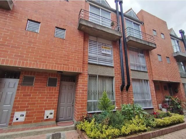 Casa en arriendo Carrera 2, El Trébol, Mosquera, Sabana Occidente, Cundinamarca, Rap especial Central, 250040, Colombia