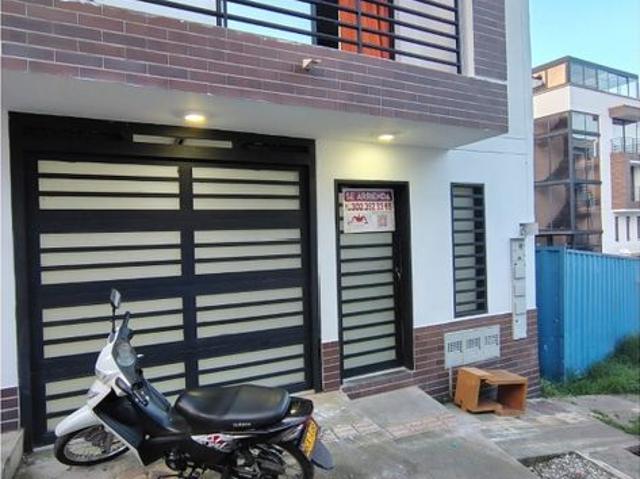 Casa en arriendo Carrera 31, Barrio La Alhambra, El Carmen De Viboral, Oriente, Antioquia, Rap Del Agua Y La Montaña, 054030, Colombia