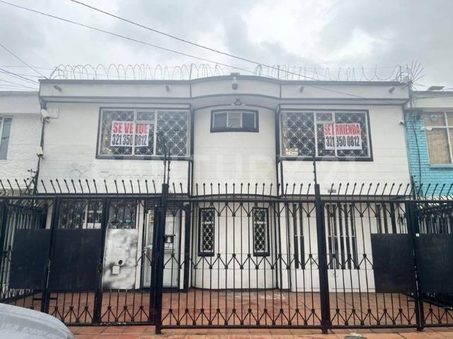 Casa en arriendo Carrera 43 22a 91, Ortezal, Bogotá, Distrito Capital, Col