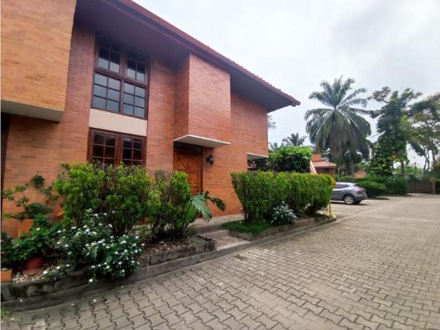 Casa en arriendo Carrera 5 12 17 99, San Pedro, Cali, Valle Del Cauca, Col
