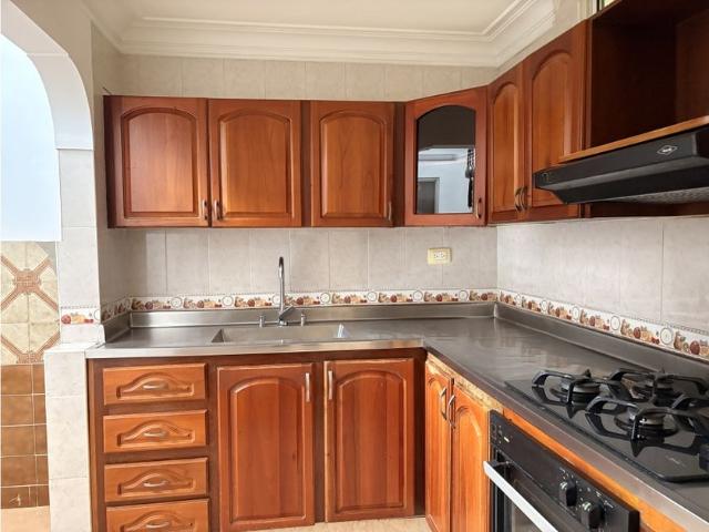 Casa en arriendo Carrera 89, Santa Teresita, Comuna 12 La América, Perímetro Urbano Medellín, Medellín, Valle De Aburrá, Antioquia, Rap Del Agua Y La Montaña, 050033, Colombia