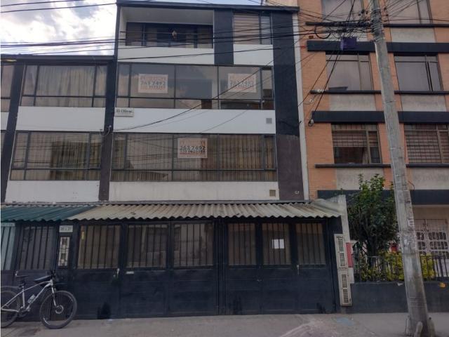 Casa en arriendo Carrera 97, Villemar, Upzs De Bogotá, Localidad Fontibón, Bogotá, Bogotá, Distrito Capital, Rap especial Central, 110921, Colombia
