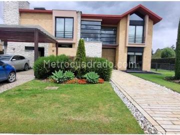 Casa en Arriendo, Centro, Sopo Incluye Yerbabuena