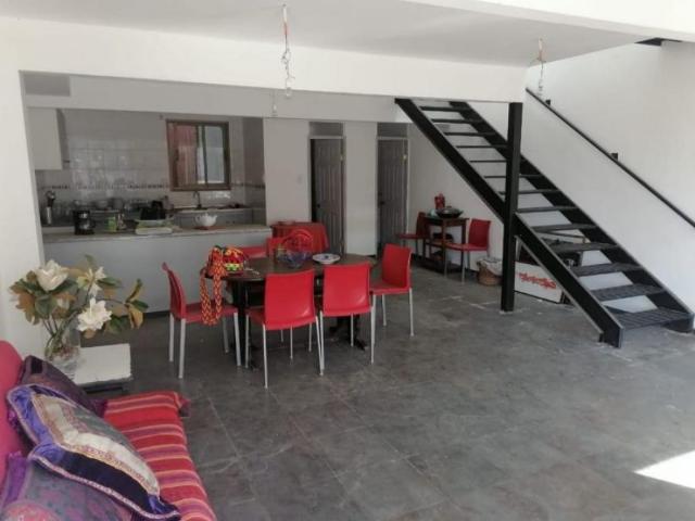 Casa en arriendo, cerro Bellavista,, 3 dormitorios, 650 mil
