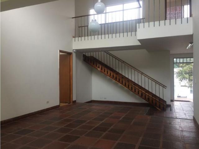 Casa en arriendo Cevicheria La Esquina 68, Palermo, Manizales, Caldas, Col