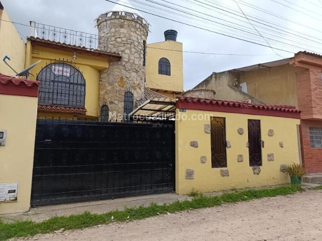 Casa en Arriendo, CHUNTAME, Cajicá