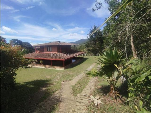 Casa en Arriendo, Circunvalar, La Ceja