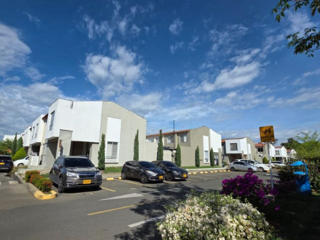 Casa en arriendo, Ciudad country