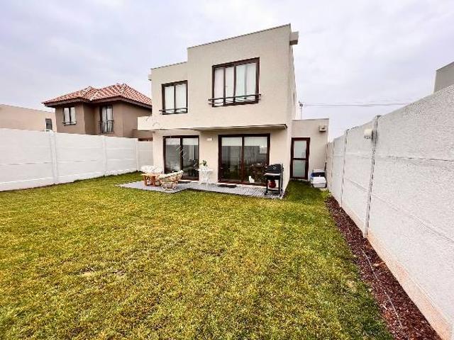 CASA EN ARRIENDO CIUDAD DE LOS VALLES
