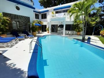 Girardot, Cundinamarca - Aparcadero, Aire acondicionado