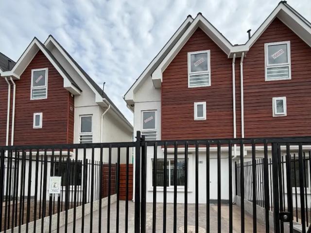 Casa En Arriendo Condominio Casas Carampangue, San Fdo
