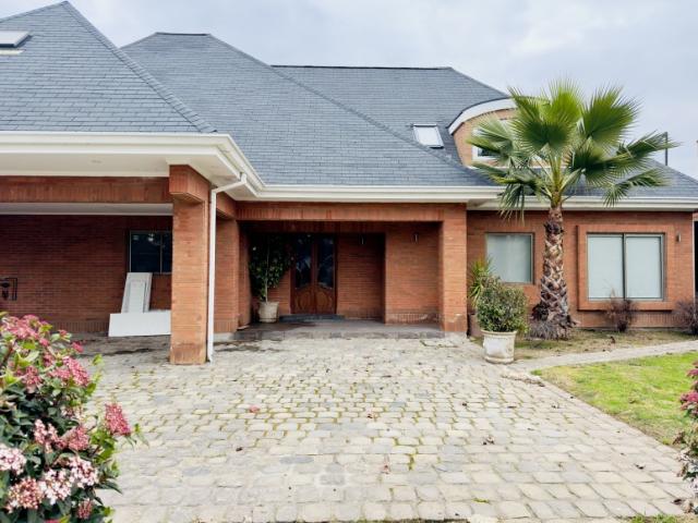 CASA EN ARRIENDO CONDOMINIO CERRADO