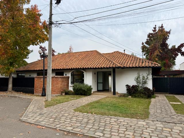 Casa en arriendo, Condominio cerrado Parque Universitario, Las Rastras, Talca