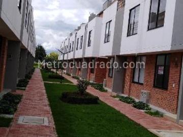 Casa en Arriendo, conjunto San Isidro, Chía