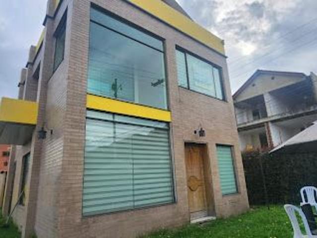 Casa en arriendo, Cota