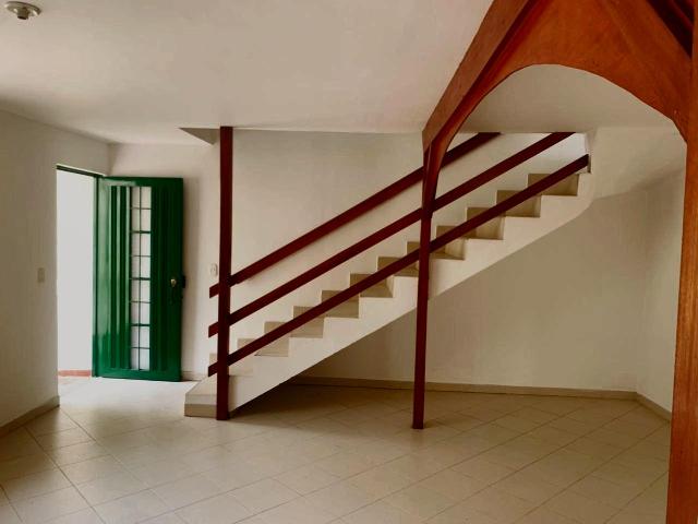 Casa en arriendo, Cota