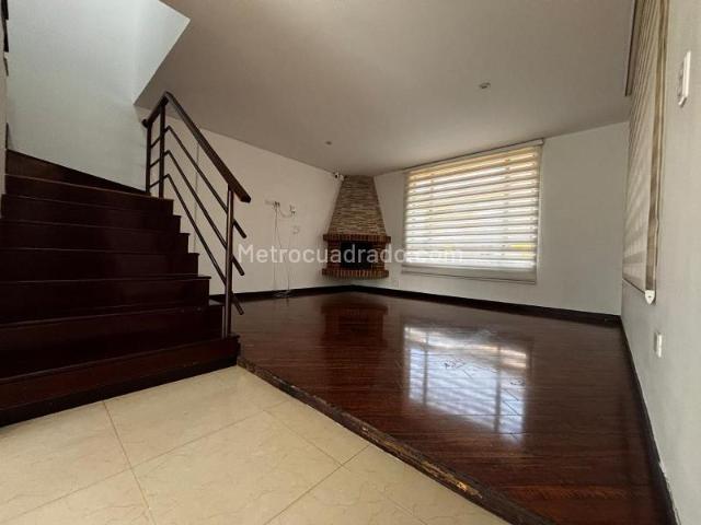 Casa en Arriendo, Cota Incluye Siberia