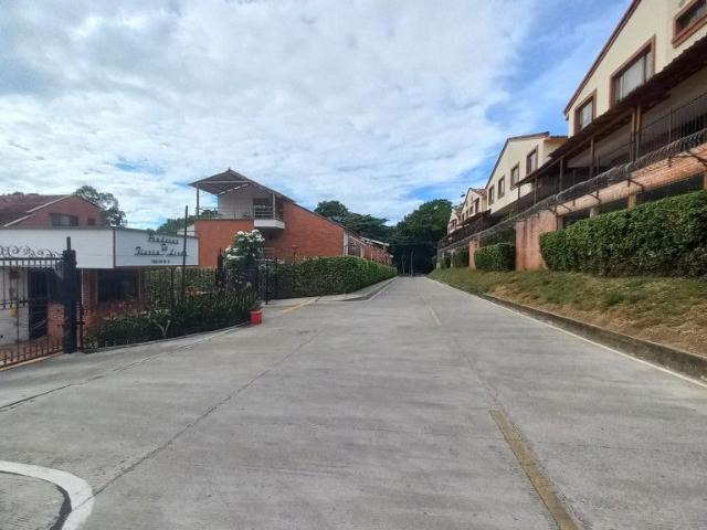 Casa en arriendo, Cr praderas de tierra linda