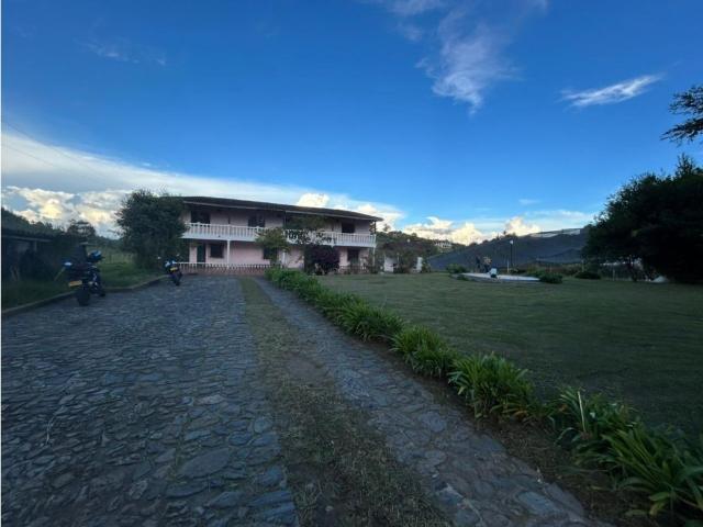 Casa en arriendo, Cristo rey