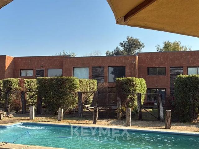 Casa En Arriendo De 1 Dorm. 1b En Colina