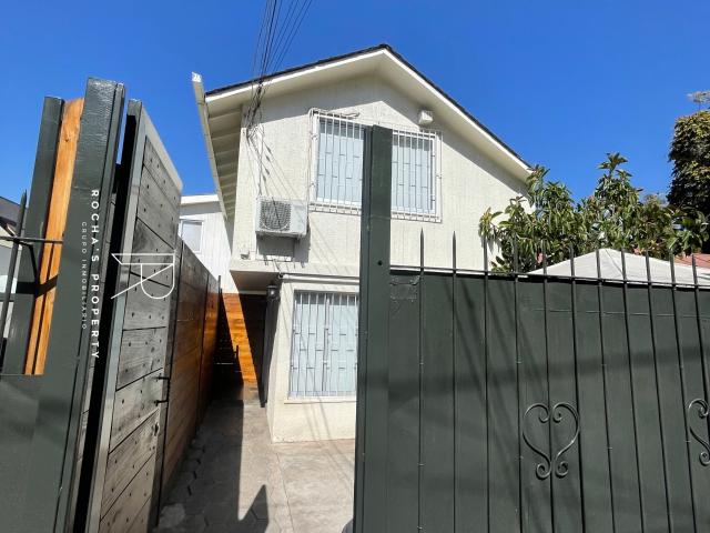 Casa En Arriendo De 2 Dorm. En Peñalolén