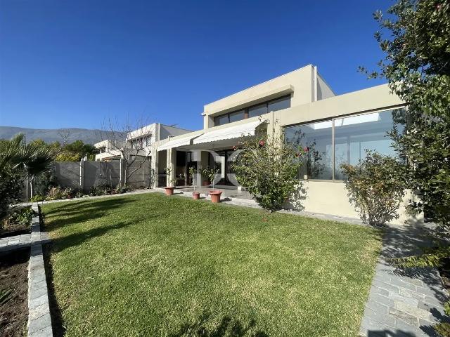 Casa En Arriendo De 3 Dorm. Chamisero Chicureo En Colina