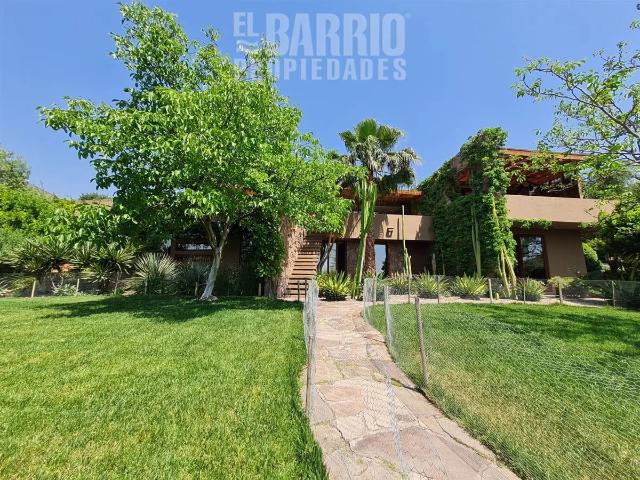 Casa En Arriendo De 3 Dorm. En Colina