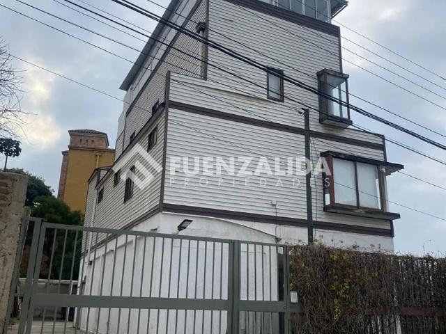 Casa En Arriendo De 4 Dorm. En Concón