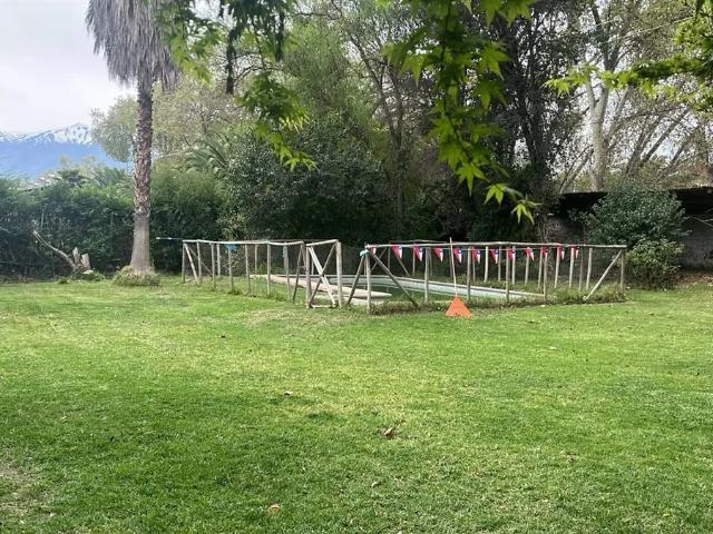 Casa En Arriendo De 4 Dorm. En Santa María Provincia De San