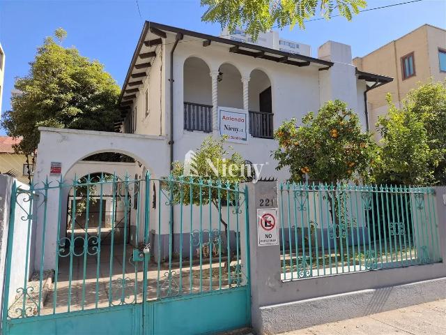 Casa en arriendo de 6 dorm. en viña del mar