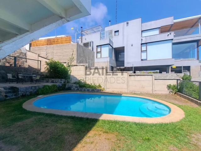 Casa en arriendo de 7 dorm. en viña del mar