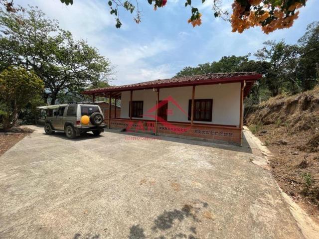 Casa en arriendo, Ebejico