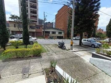 Casa en Arriendo, El Nogal Los Almendros, Medellín