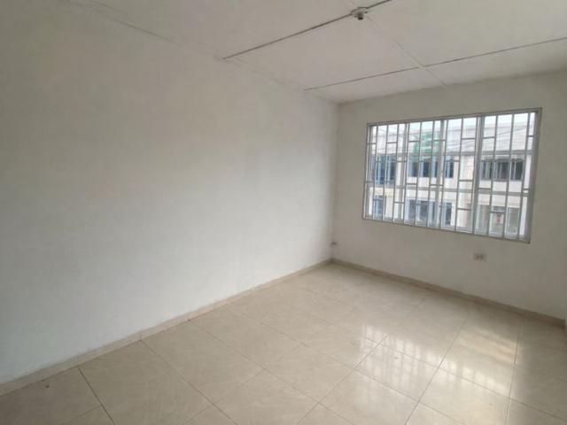 Casa en arriendo El Bosque, Industria De La Bahía