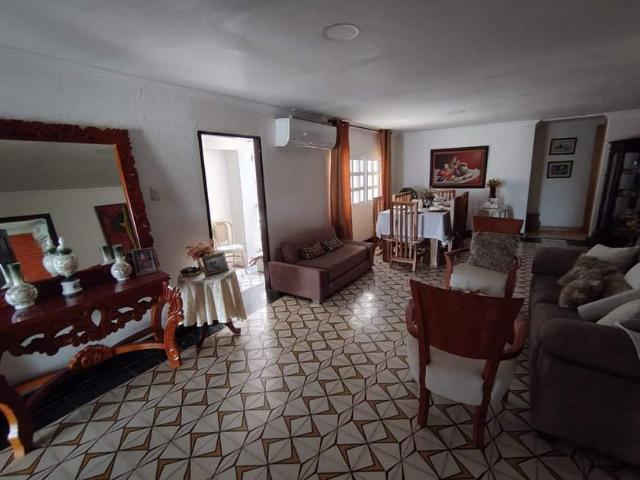 Casa en arriendo El Bosque, Industria De La Bahía
