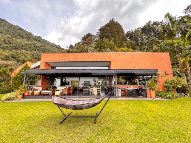 Casa En Arriendo En Medellin En Las Palmas A154028