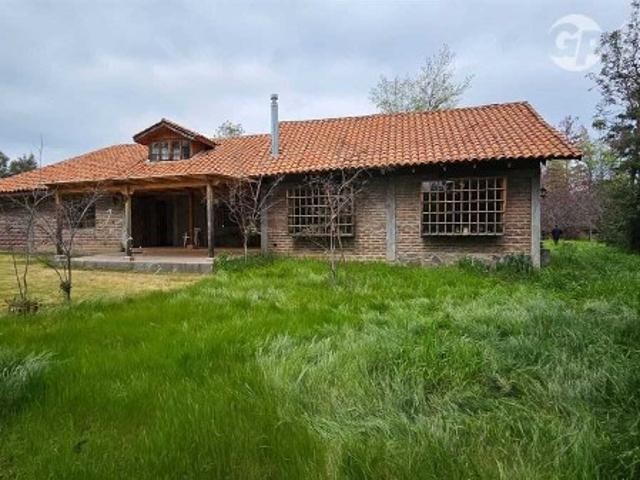 Casa en Arriendo en Mostazal 6 dormitorios 3 baños