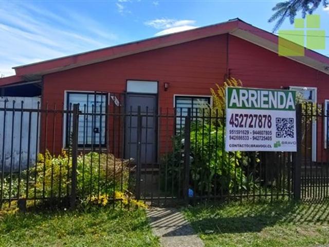 CASA EN ARRIENDO EN AV. JAVIERA CARRERA