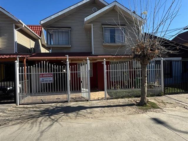 Casa en Arriendo en AGUA HELADA 3776 VILLA LOS AROMOS
