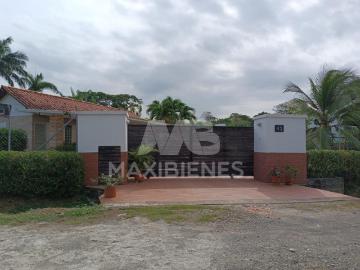 Casa En Arriendo En Apartado En Uberaba A263898