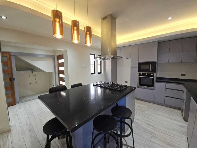 Casa en arriendo en arriendo casa 4d 4b 2e lomas san sebastian 183052, concepción