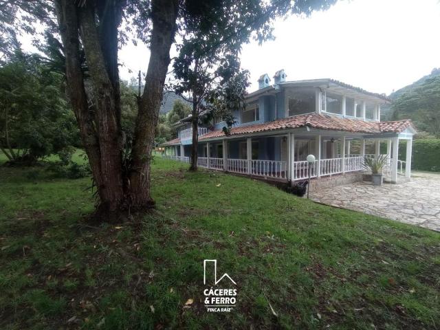 Casa EN ARRIENDO EN Bogotá 19229 $9.000.000