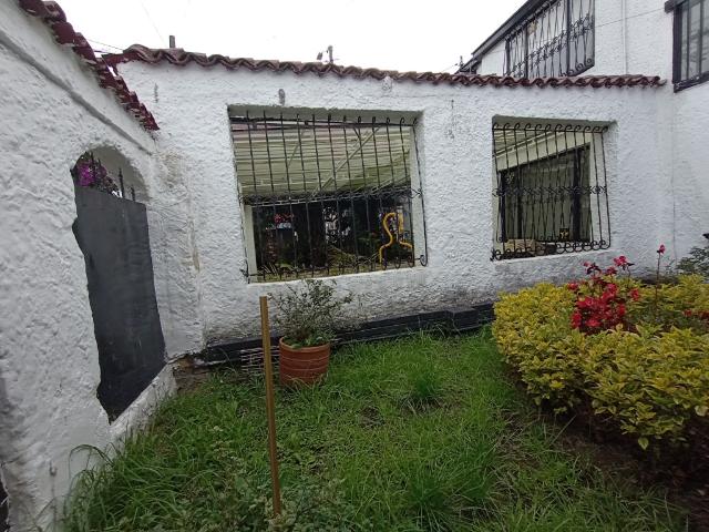 Casa EN ARRIENDO EN Bogotá EN Tibaná 390008 $3.000.000