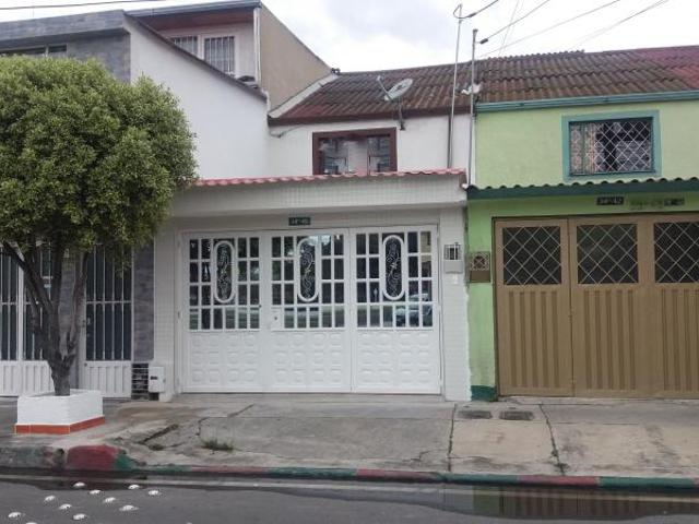 Casa En Arriendo En Bogota En Villa Mayor A284126