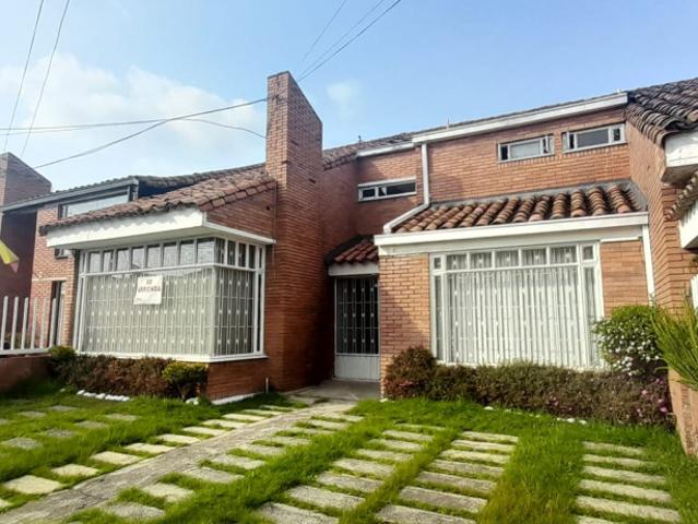 Casa En Arriendo En Bogota En Alhambra A335958