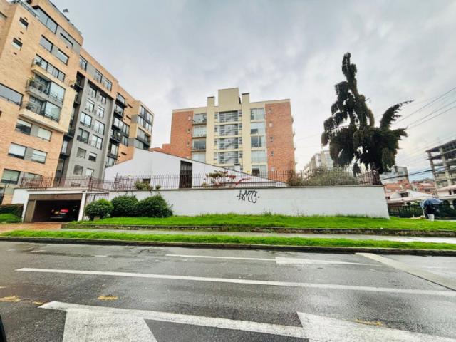 Casa EN ARRIENDO EN Bogotá EN El Chico 373241 $13.000.000
