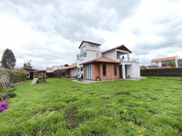 Casa EN ARRIENDO EN Bogotá EN El Chico 384712 $9.999.999