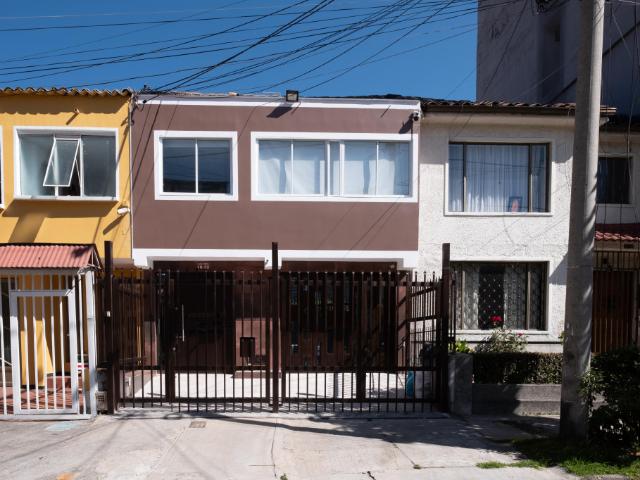 Casa EN ARRIENDO EN Bogotá EN Galerías 208021 $10.000.000